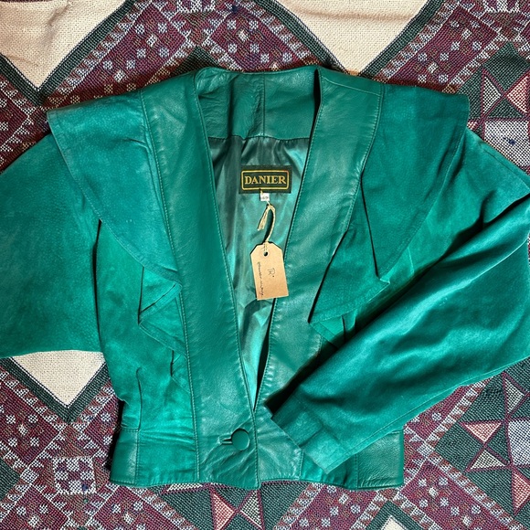Danier green suede jacket - Picture 2 of 4